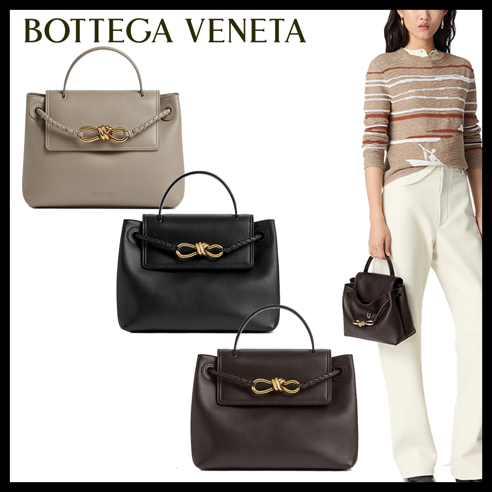 Bottega Veneta直営店 スモールチャオチャオレザー