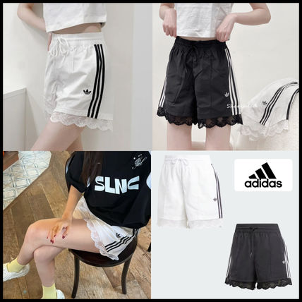 品質のいい ホワイト（白）系 ショートパンツ adidas(アディダス) メンズウェア