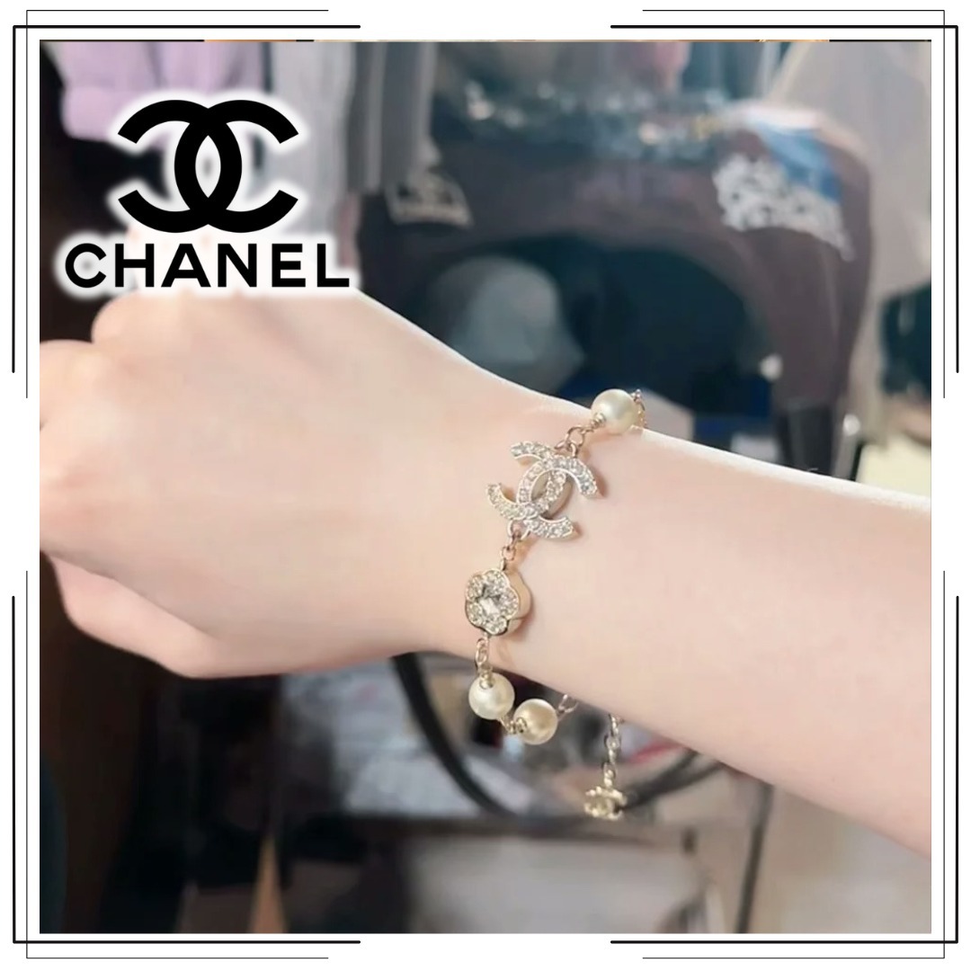 手首を華やかに★【CHANEL】CCロゴ ブレスレット