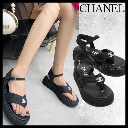 厚底で美脚効果【CHANEL】シャネル CCロゴ サンダル ブラック
