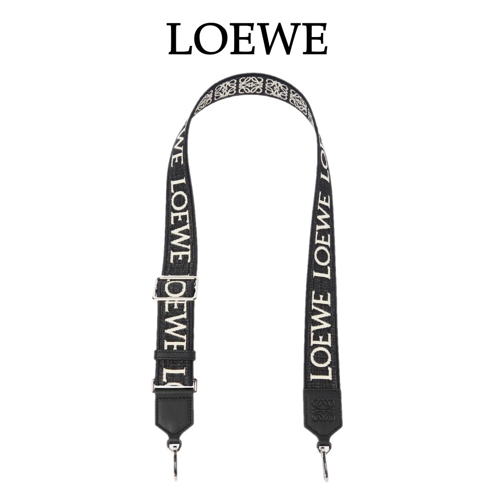 【Loewe】ロゴジャカードバッグストラップ