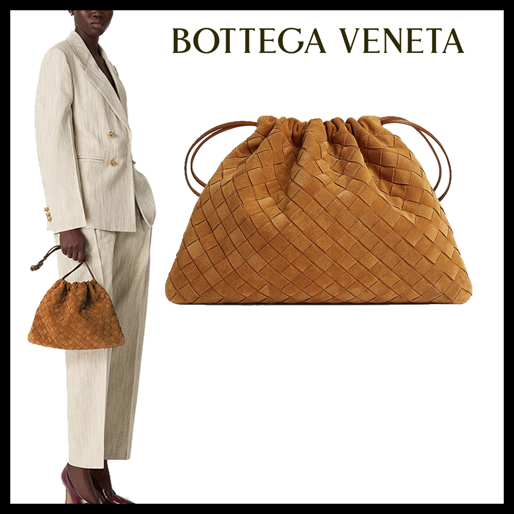 Bottega Veneta直営店 イントレチャートスエードのダストバッグ