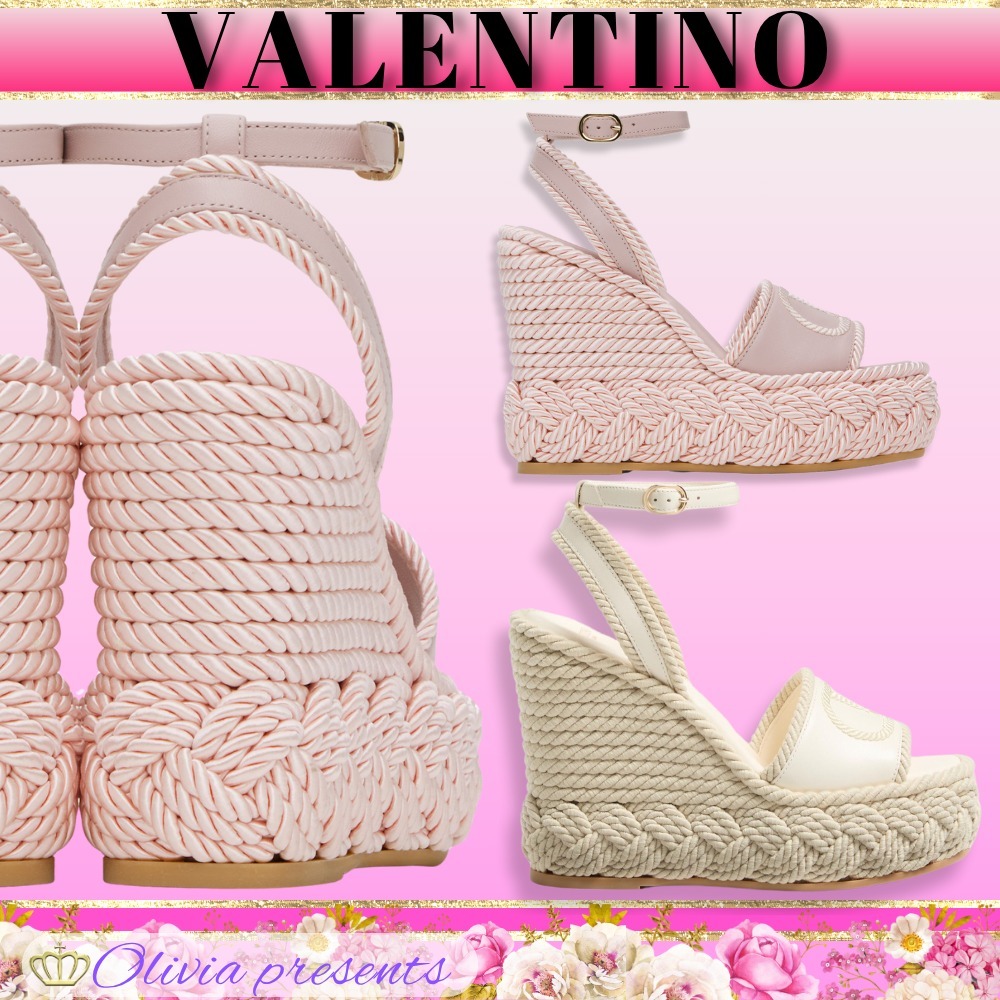 VALENTINO＞＞まるで生クリームケーキのようなVロゴ厚底サンダル