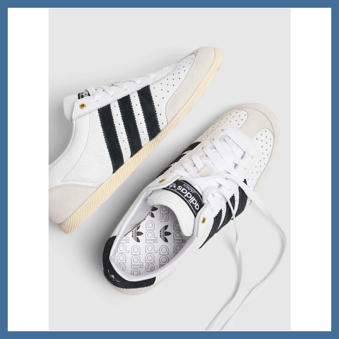 《adidas》スニーカー【JAPAN】