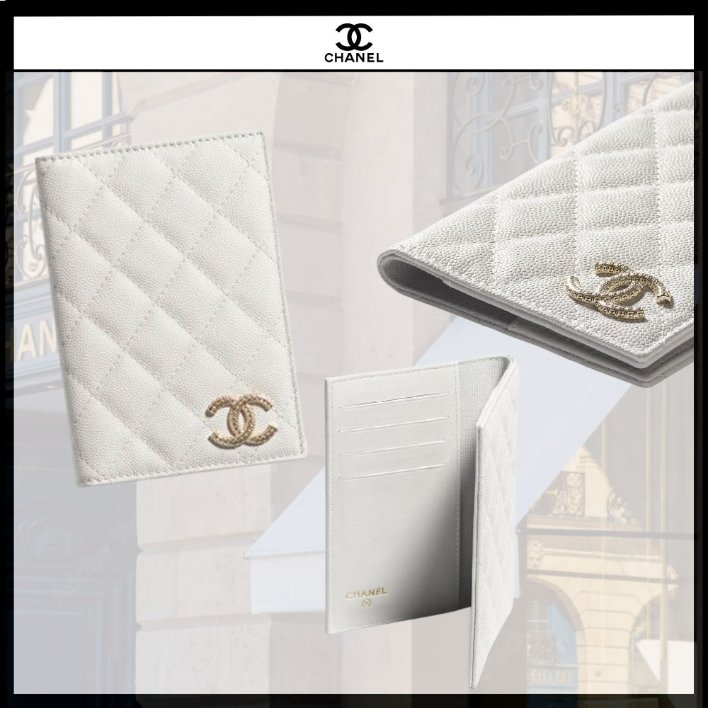 ◆CCロゴ可愛い♡25A◆【CHANEL 】パスポートケース