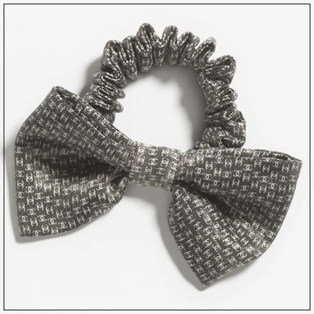 《秘められたメタリックの輝き》CHANEL ヘアアクセサリー 25A