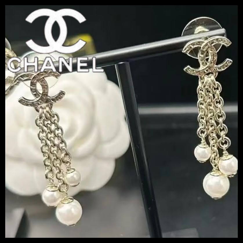 【25A♡大人気】CHANEL ロングピアス ゴールド