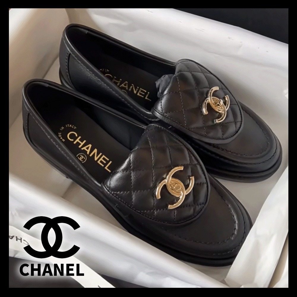 高級感あふれる一足☆【CHANEL】ローファー