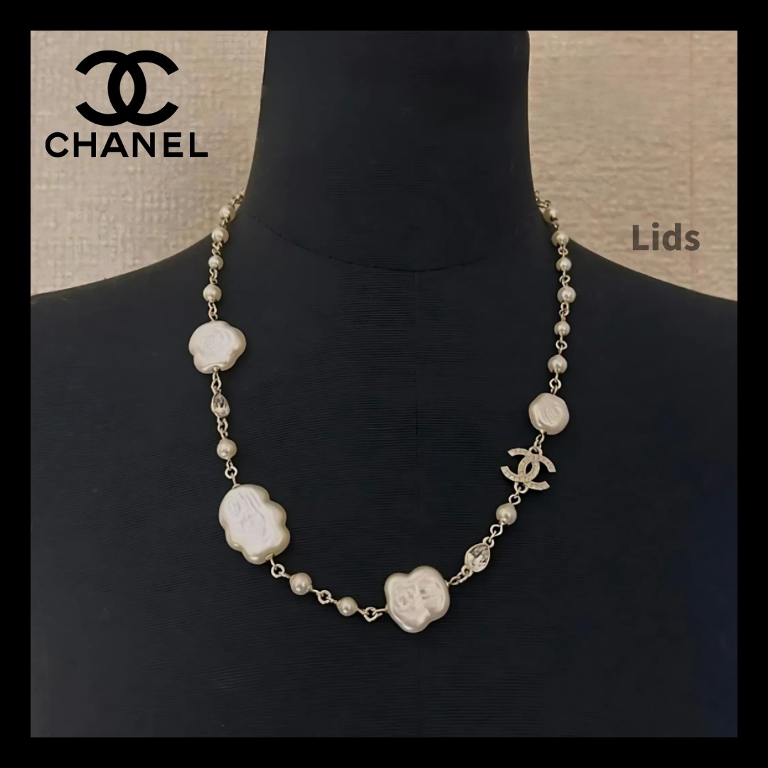【25A 新作/白の美しさを存分に発揮】CHANEL ネックレス