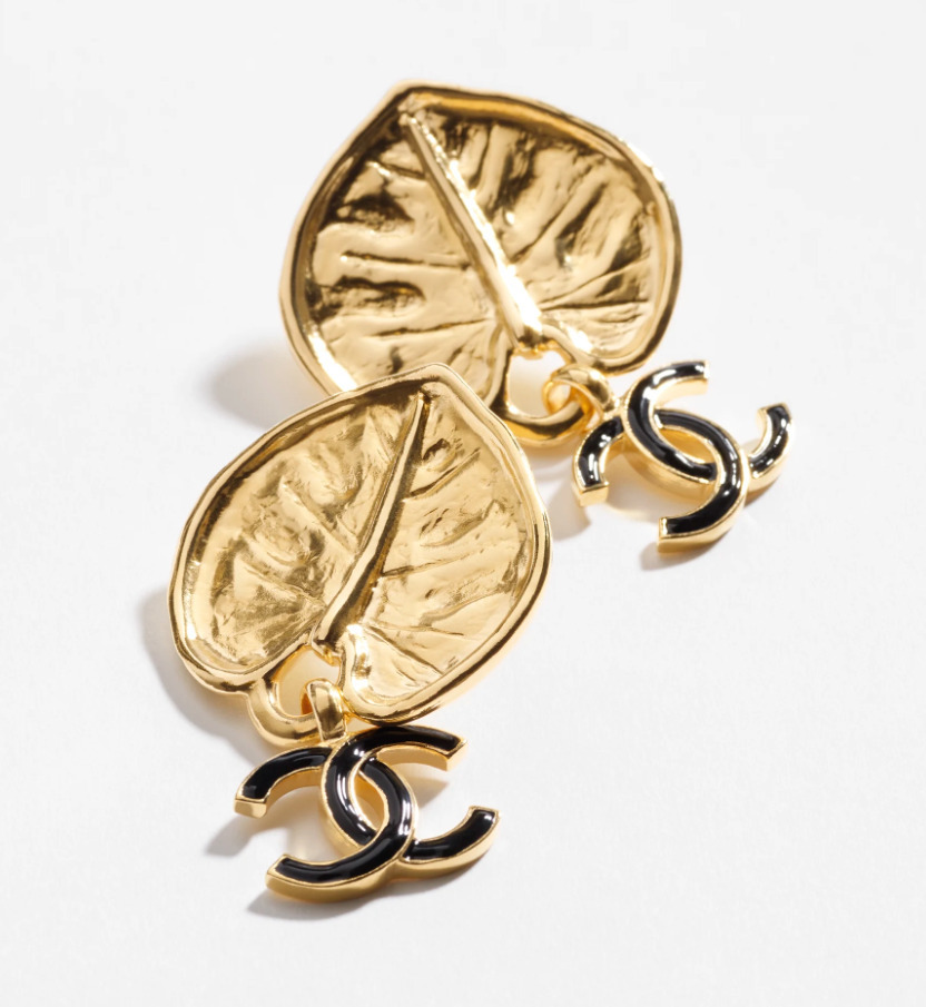 《エレガントな一品♪》CHANEL ピアス CCロゴ