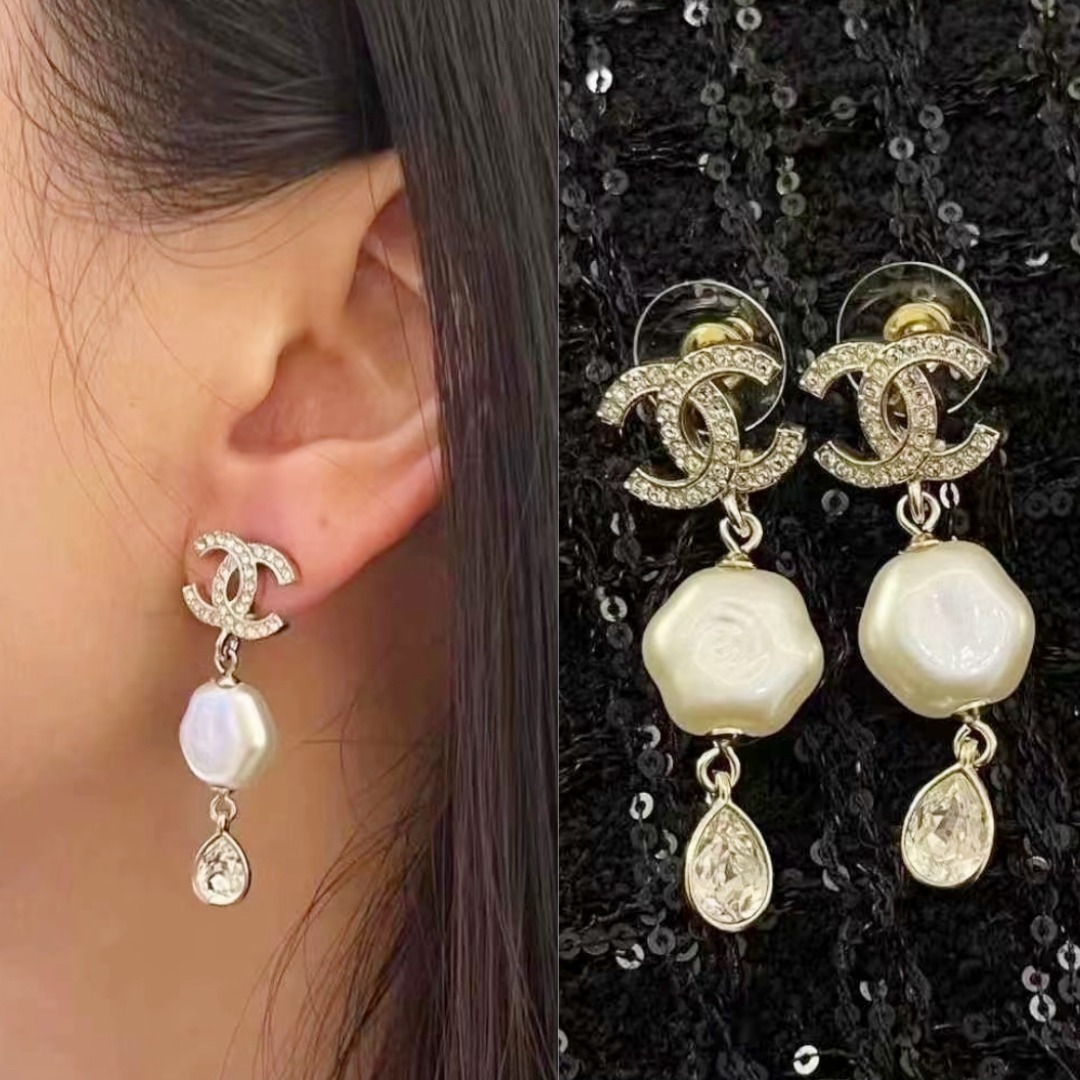 【優しい彩り×気品溢れる♪】CHANEL★ピアス CCロゴ