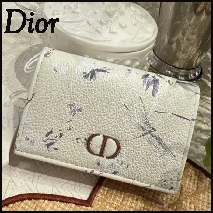 【美しさの象徴♡】DIOR 折りたたみ財布