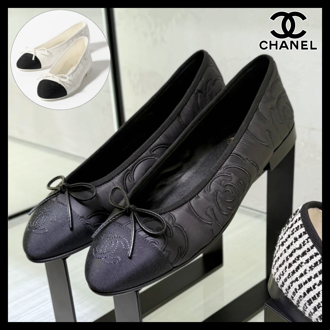 【大人フェミニンな足元】CHANEL バレリーナ フラット カメリア