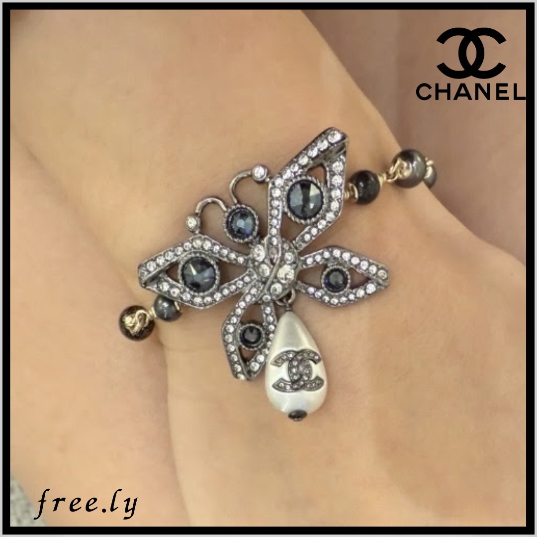 【上品なバタフライデザイン♪】CHANEL ブレスレット