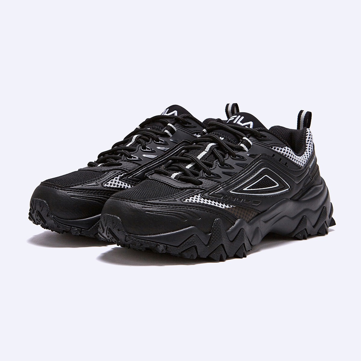 【FILA】オークモント TR v3 / BLACK / 1RM02706F-001