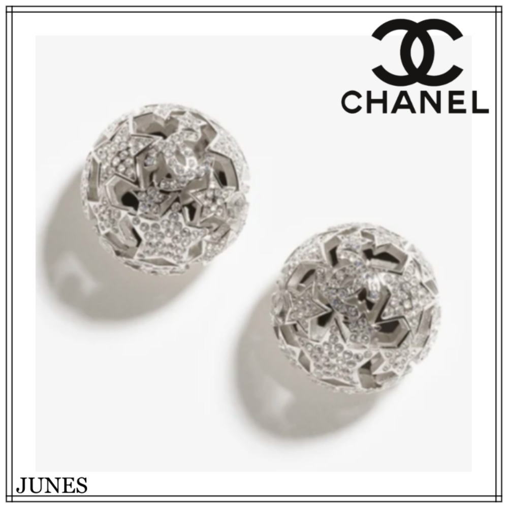 今期の新作！！【CHANEL】CCロゴ シルバースターラウンドピアス