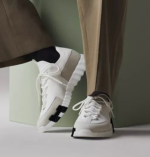 4㎝アップ♪ メンズ HERMES スニーカー 《リフト》