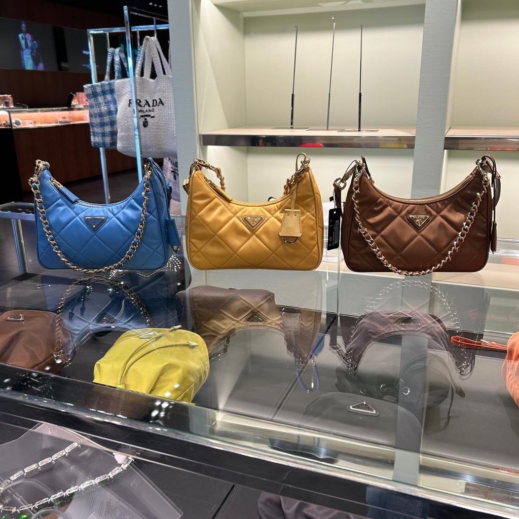 お買い得！！★ PRADA / プラダ ★ ミニバッグ 1BC204