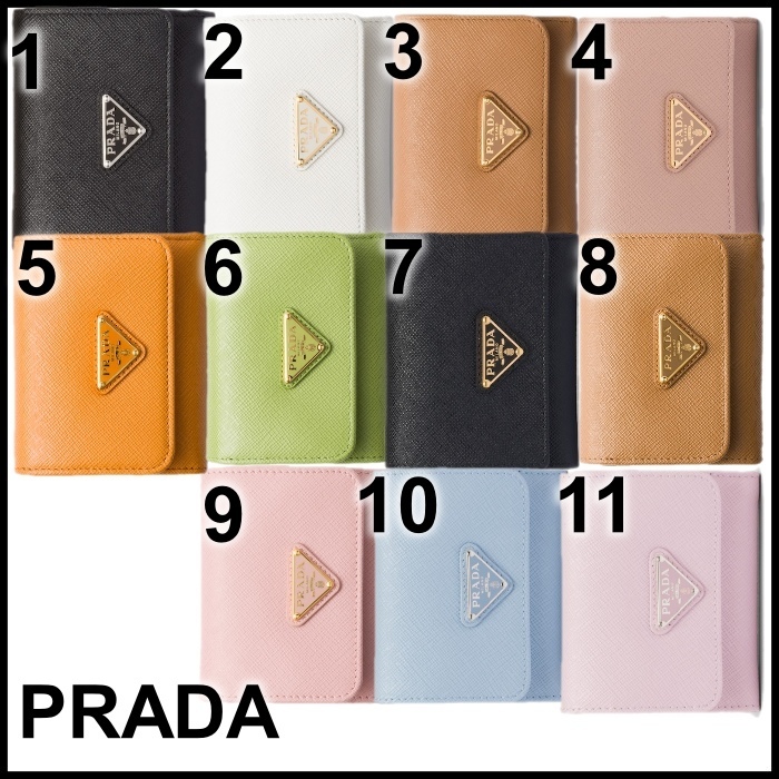 PRADA サフィアーノトライアングル 三つ折り財布