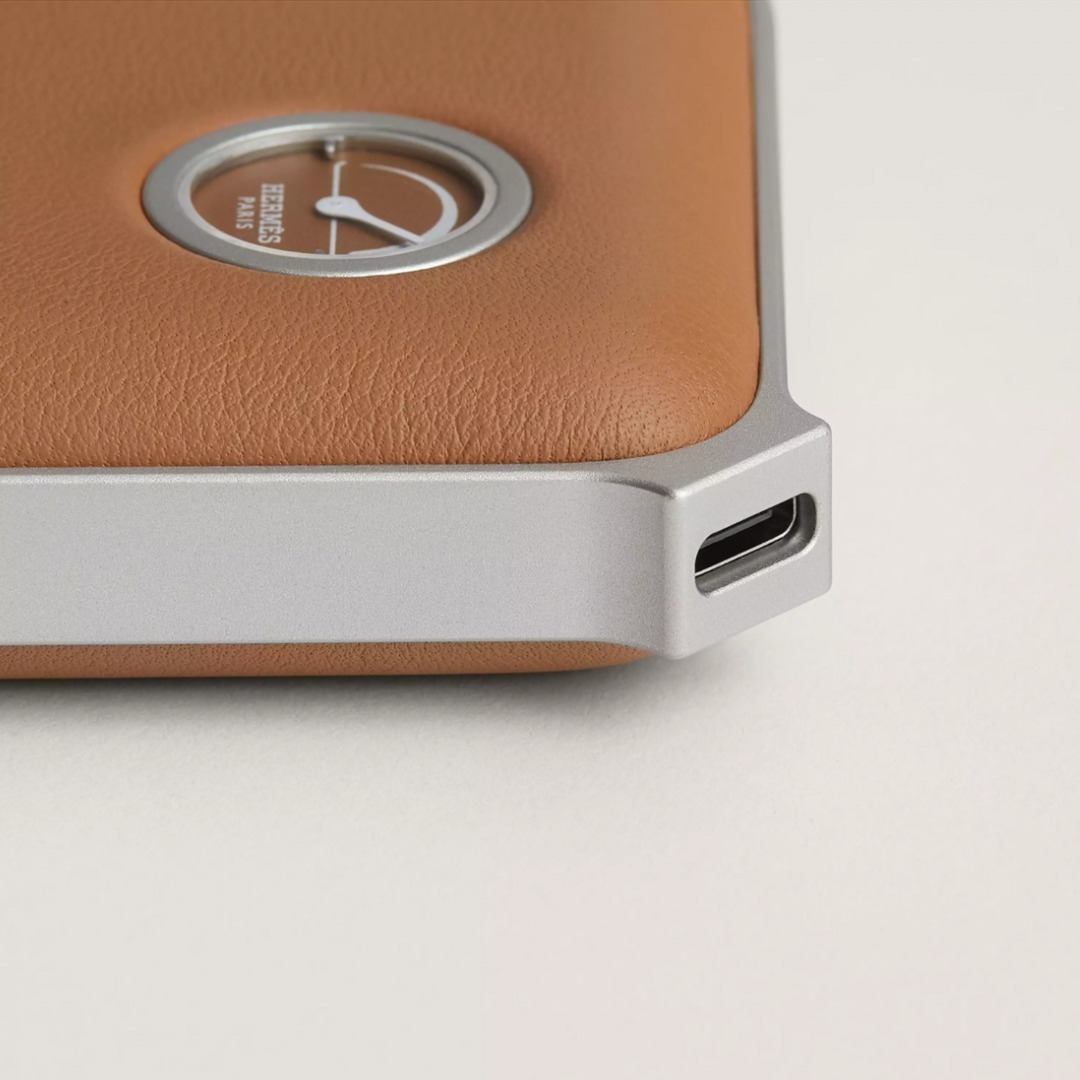 【HERMES】モバイルバッテリー 《ヴォルトH》 マキシ