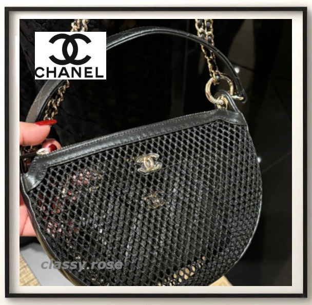 トレンドメッシュ素材で涼しげ★CHANEL  チェーン付きクラッチ