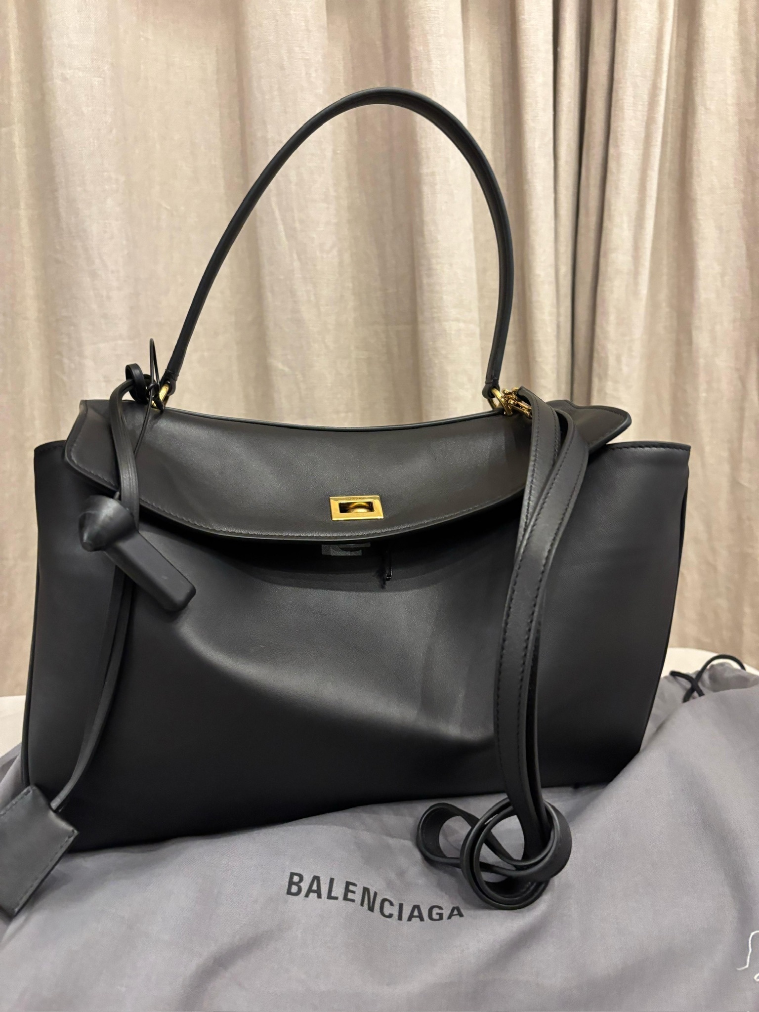 【BALENCIAGA】バレンシアガ ミディアム ハンドバッグ RODEO