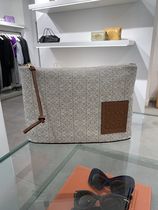 LOEWE〔ANAGRAM〕ジャガードポーチ