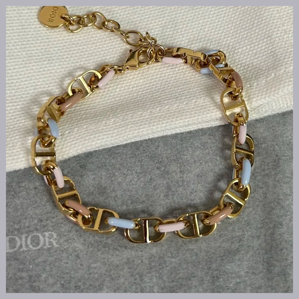 【これからの季節に♪】Dior ブレスレット