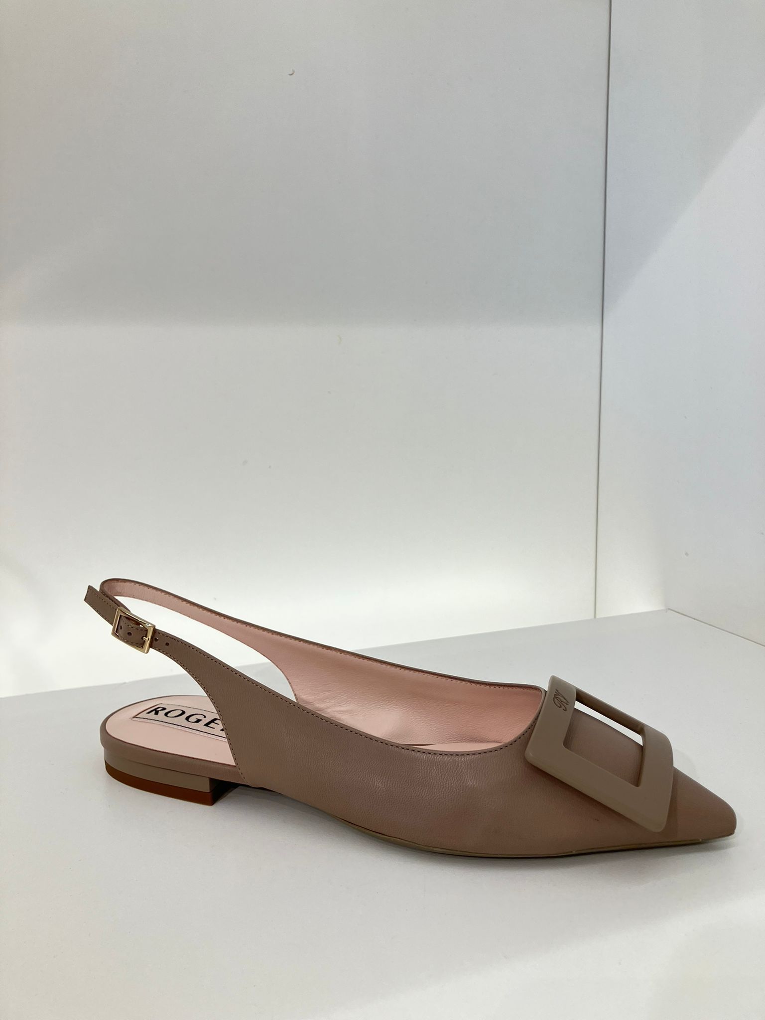 【直営セール!超少数】 ROGER VIVIER パンプス