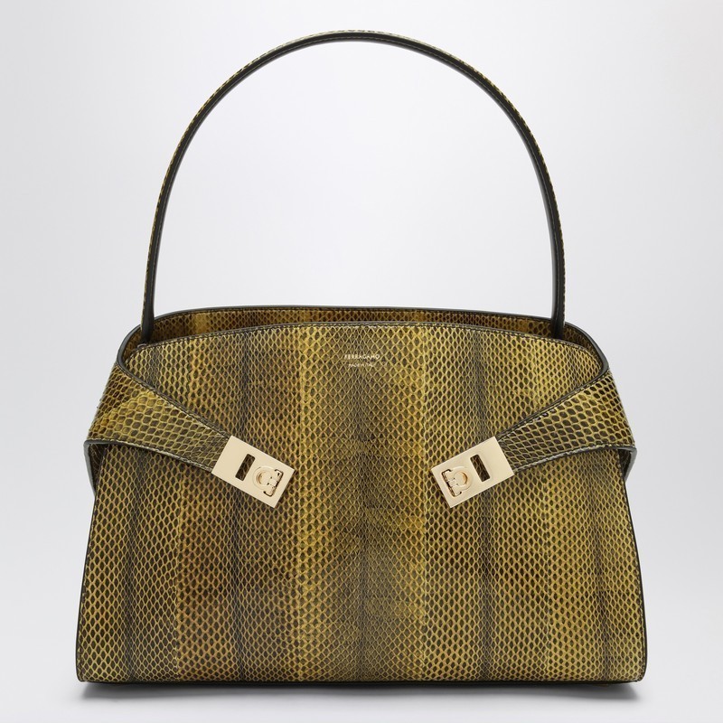 【関税&送料込】Ferragamo Hug Soft M Bag In Ginger Dark Brow