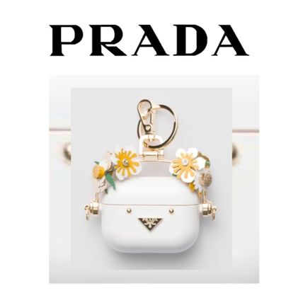 airpods ホワイト（白）系 PRADA(プラダ) - 海外通販のBUYMA
