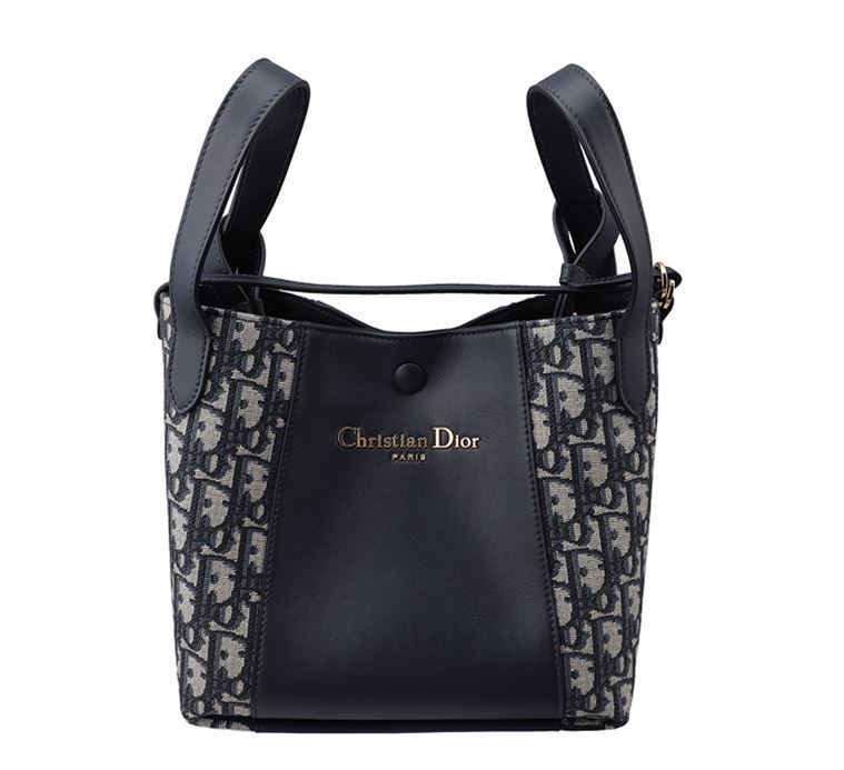 【DIOR】SIGNATURE BUCKET BAG SMALL