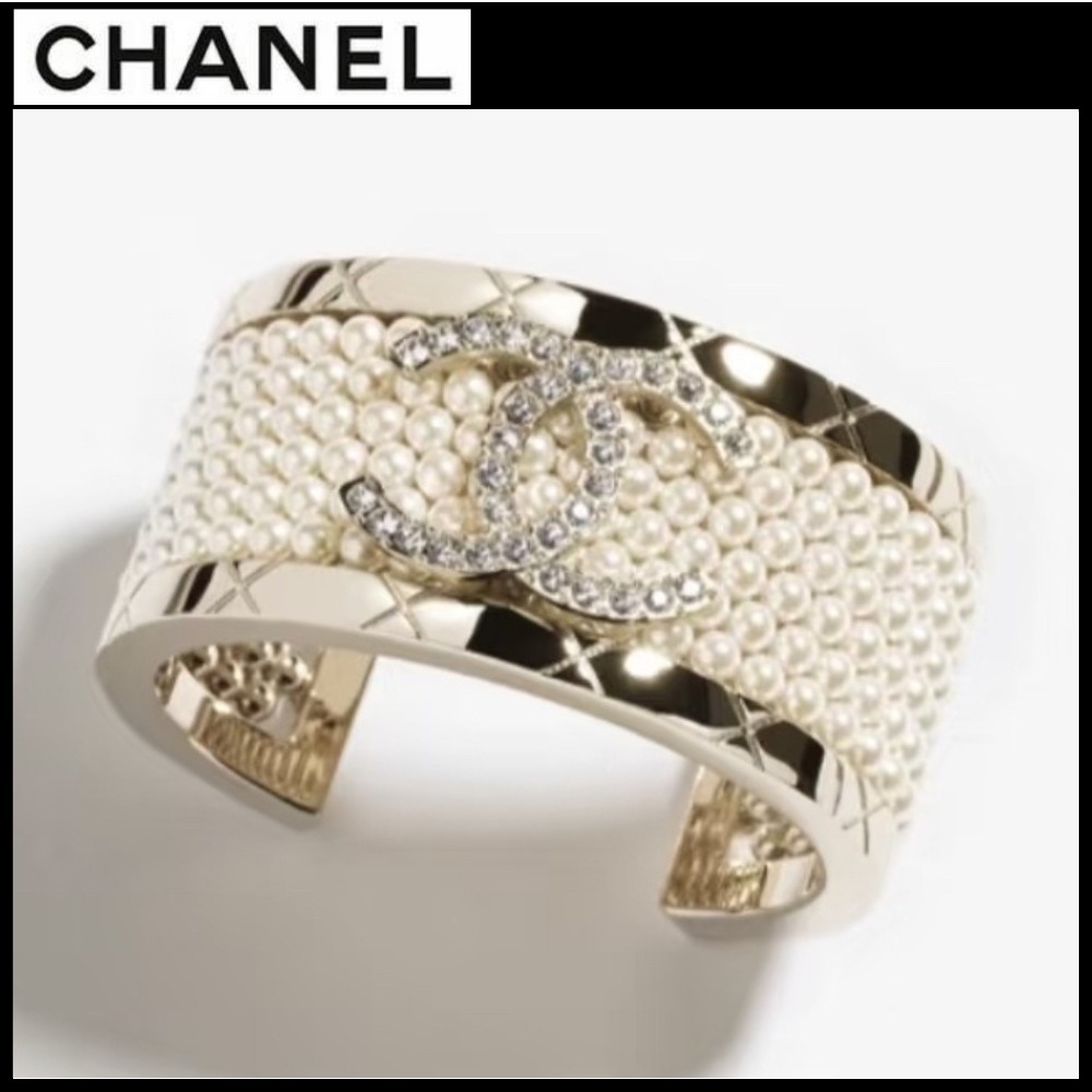 洗練と華やぎを纏う【CHANEL】ブレスレット パール ゴールド