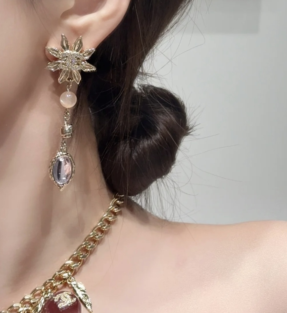 《揺れる天然石が美しい♪》CHANEL ペンダントピアス