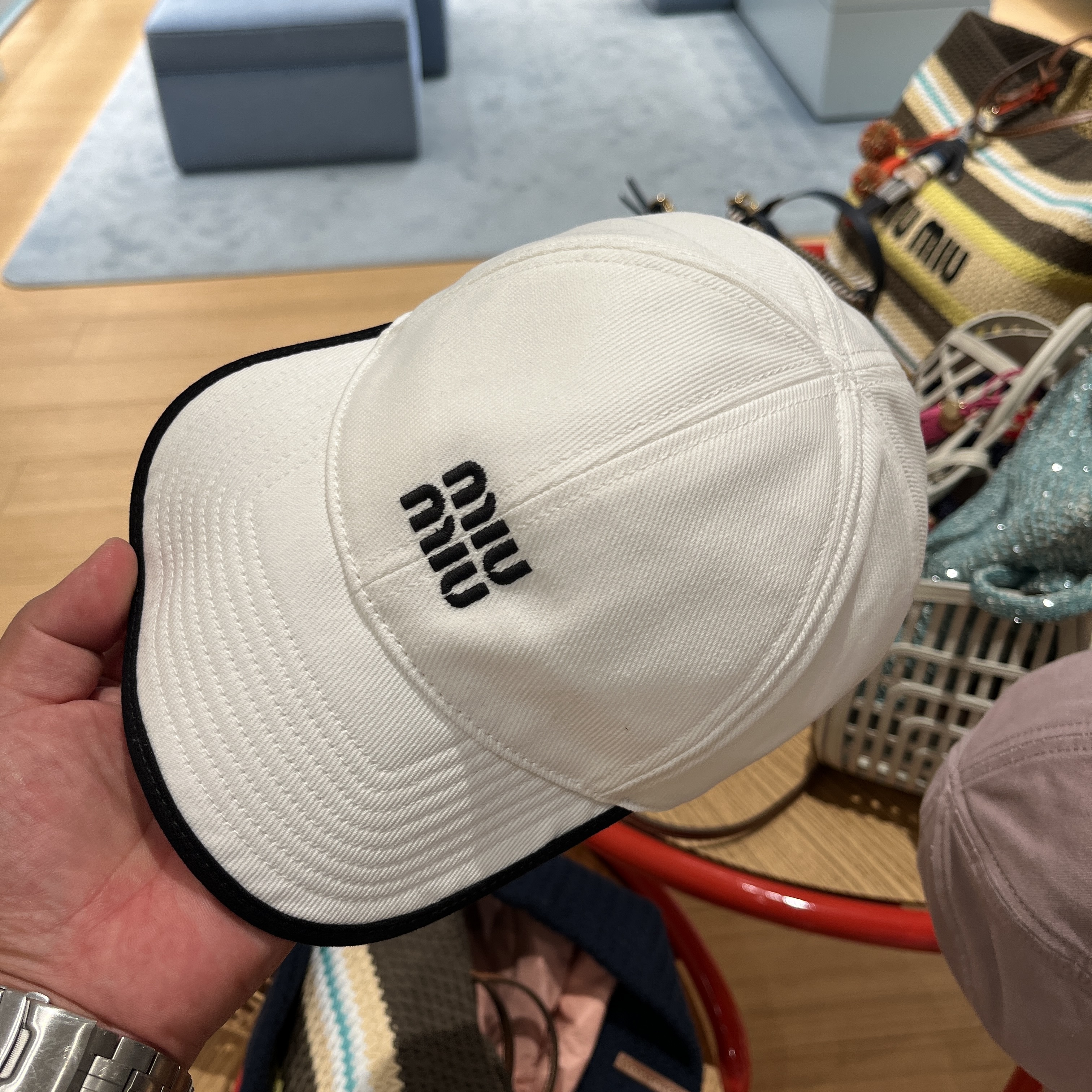 正規品★MiuMiu★ 5HC369 ドリル ベースボールキャップ 2色