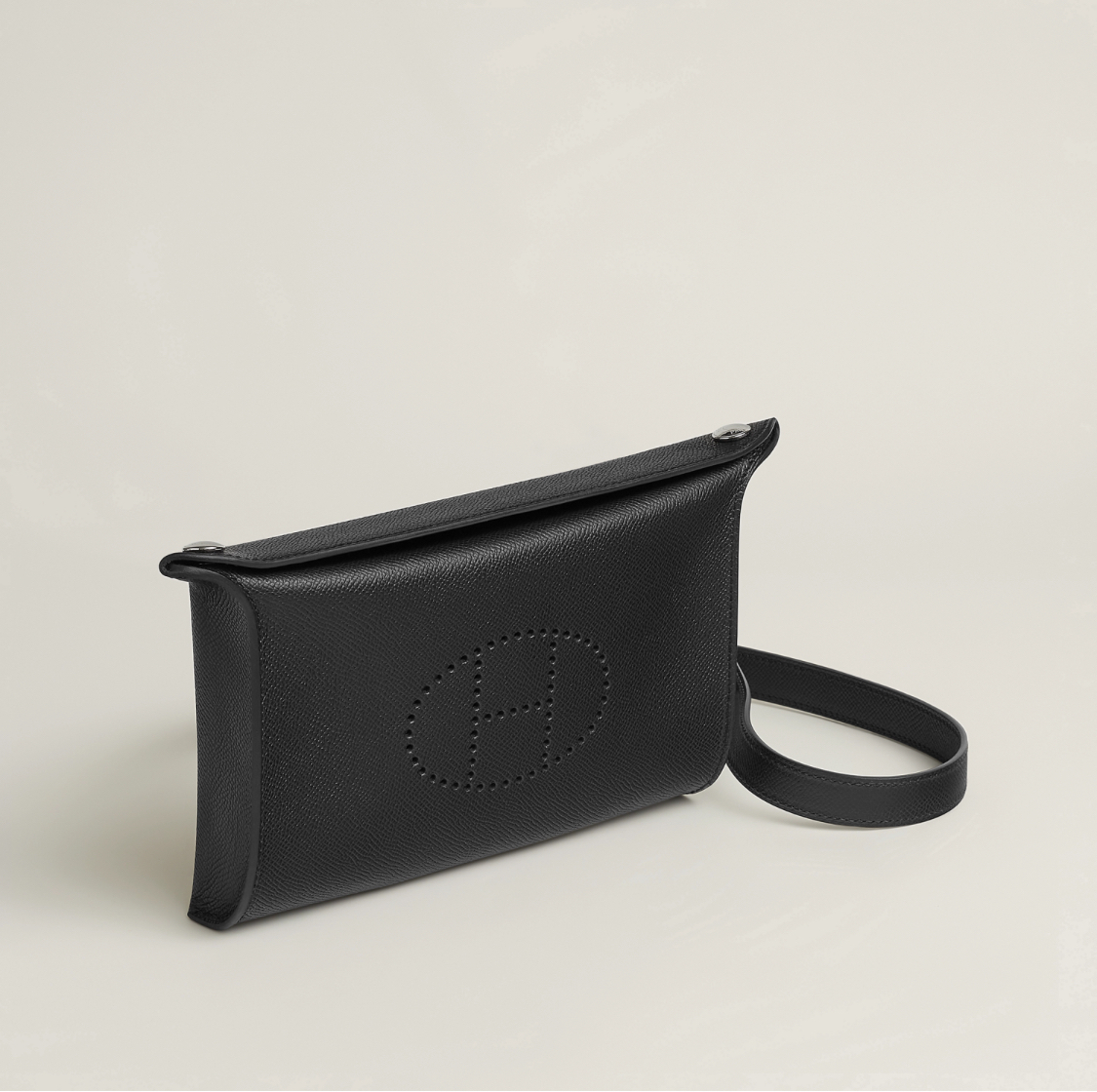 【大人カジュアル】HERMES《ヴィドポッシュ》ショルダーバッグ