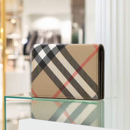 バーバリー BURBERRY カードケース 名刺入れ 8083772 A1189 B