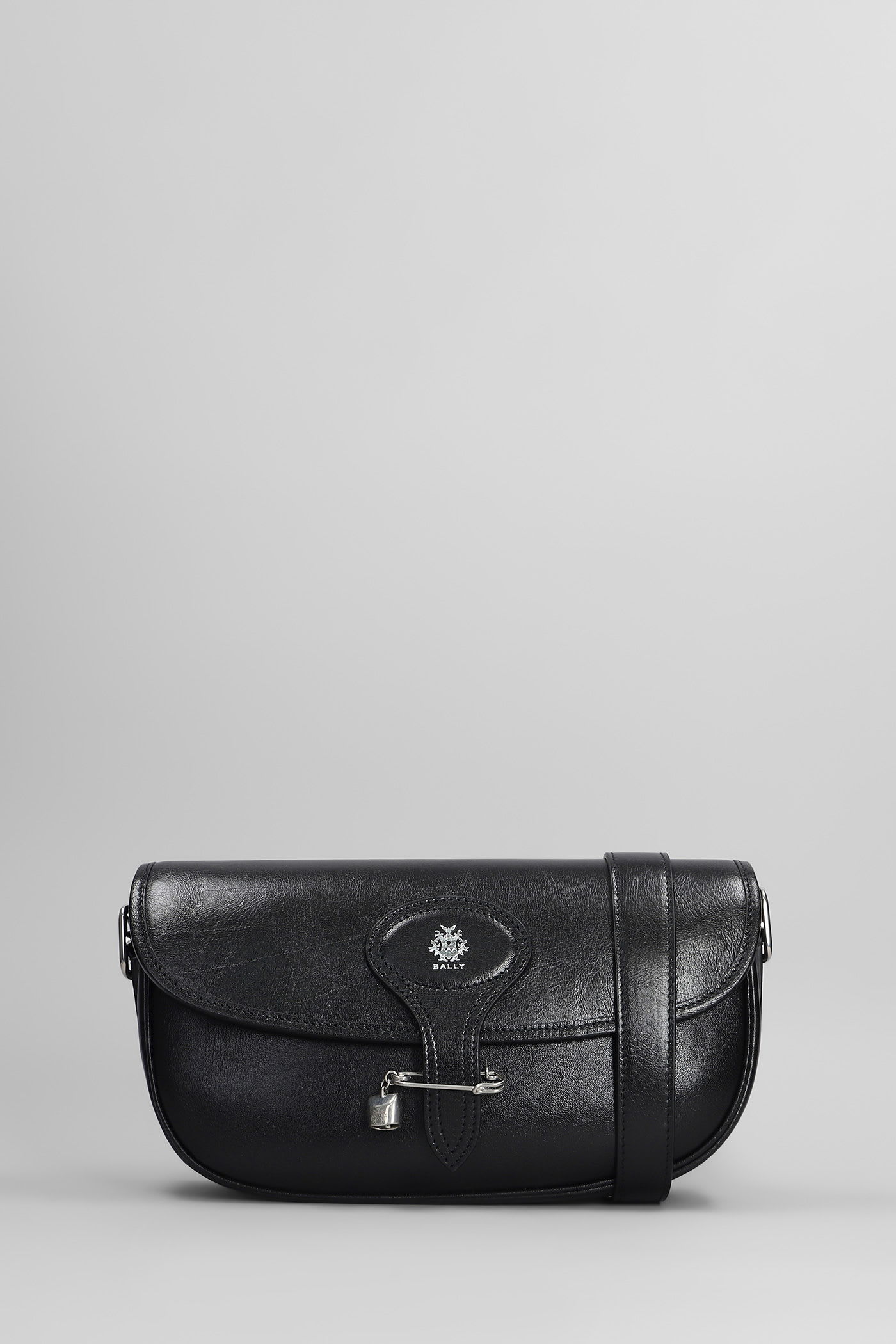 【送料&関税込】Bally Beckett Cross Shoulder Bag In Black Le