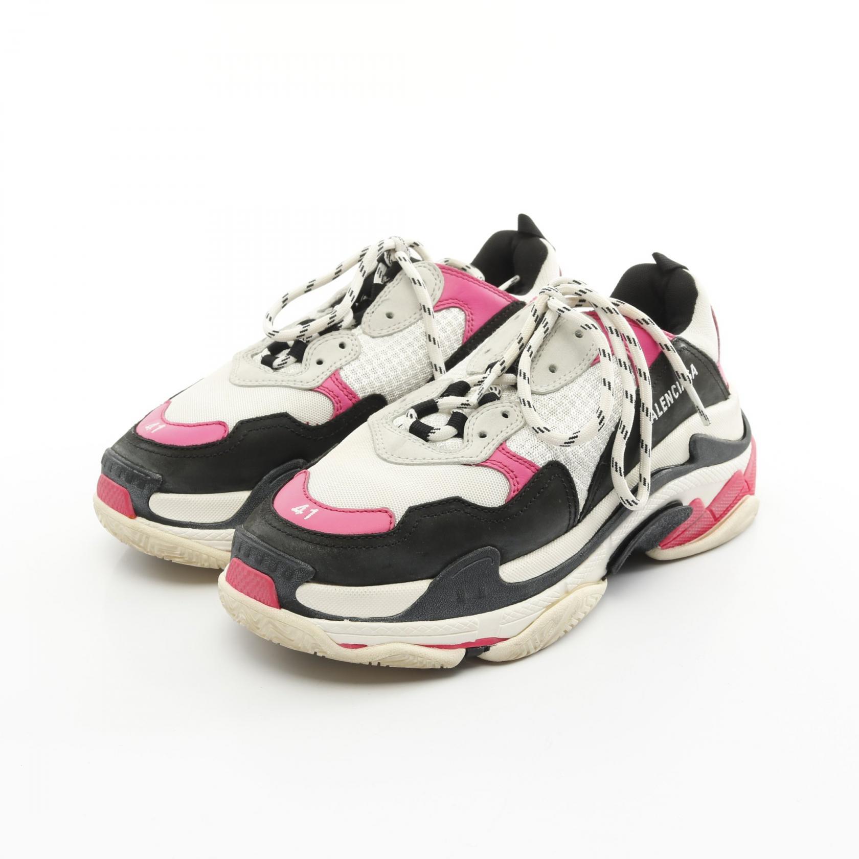 バレンシアガ TRIPLE S スニーカー
