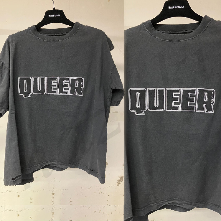 【送料込】25AW★BALENCIAGA★Queer Typo Boxy Tシャツ