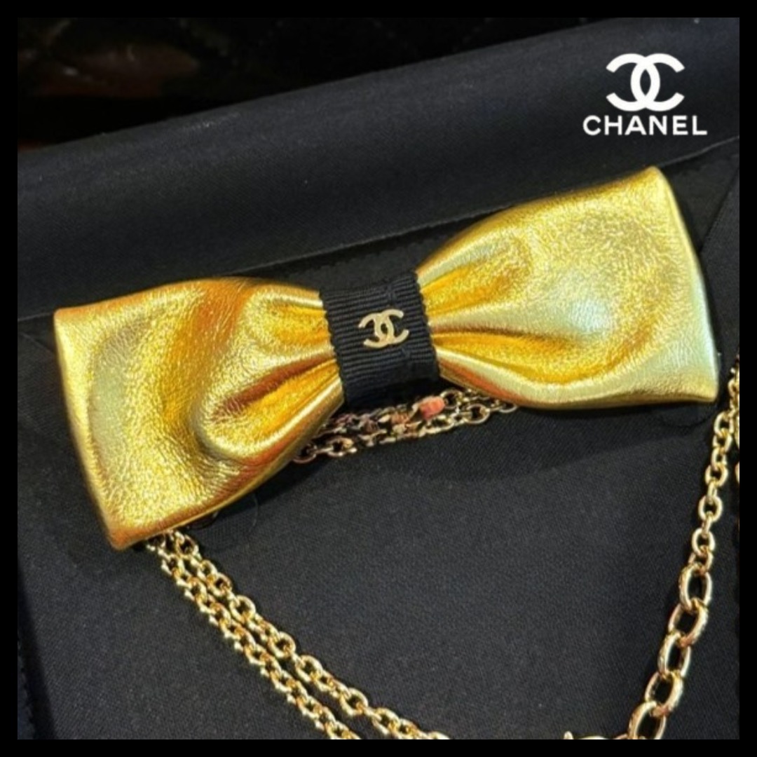 華麗なゴールドが目を惹く♪ 25A【CHANEL】リボン ヘアクリップ