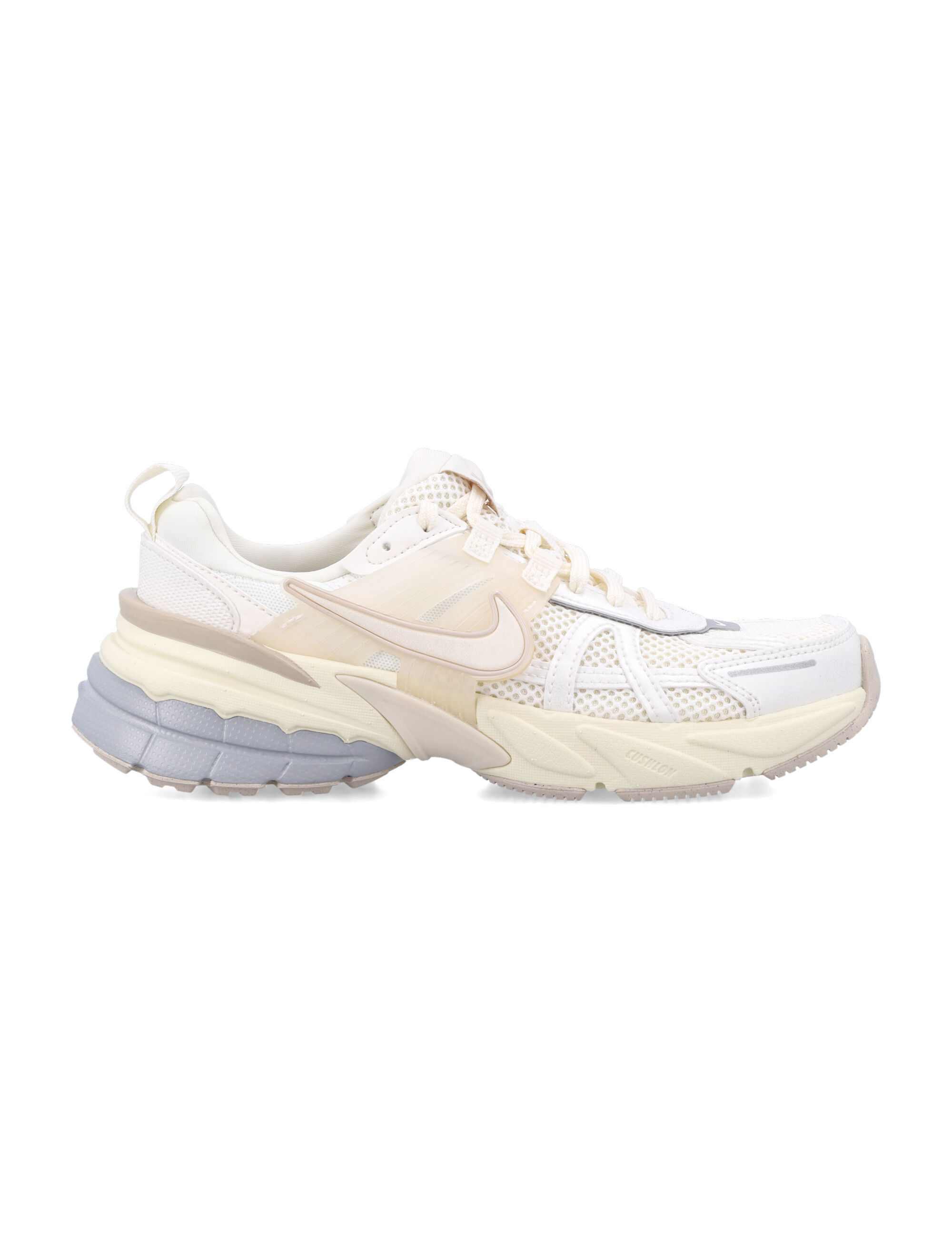Nike HQ1512110 関税送料込