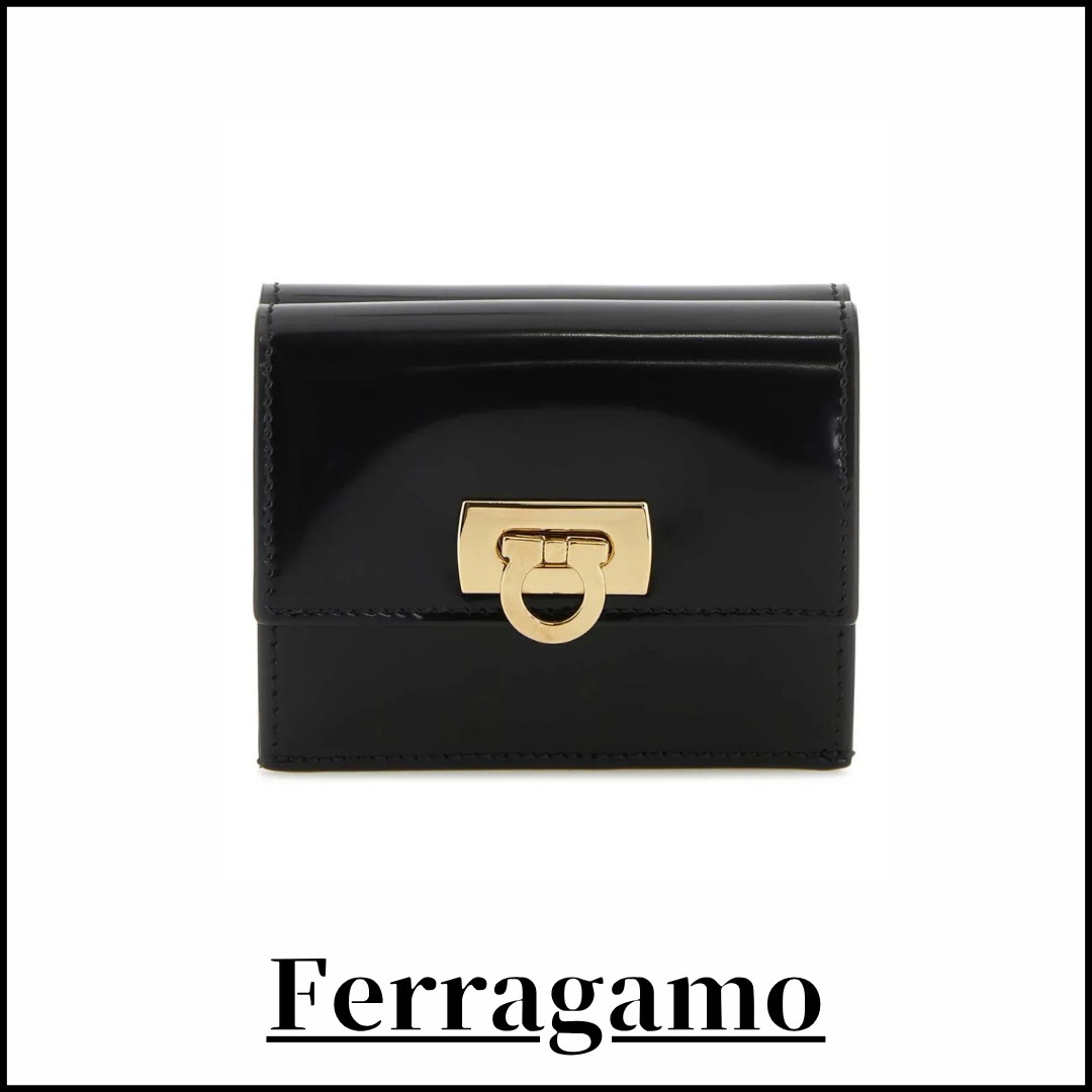 関税込【Ferragamo】ガンチーニ クラスプ コンパクトウォレット