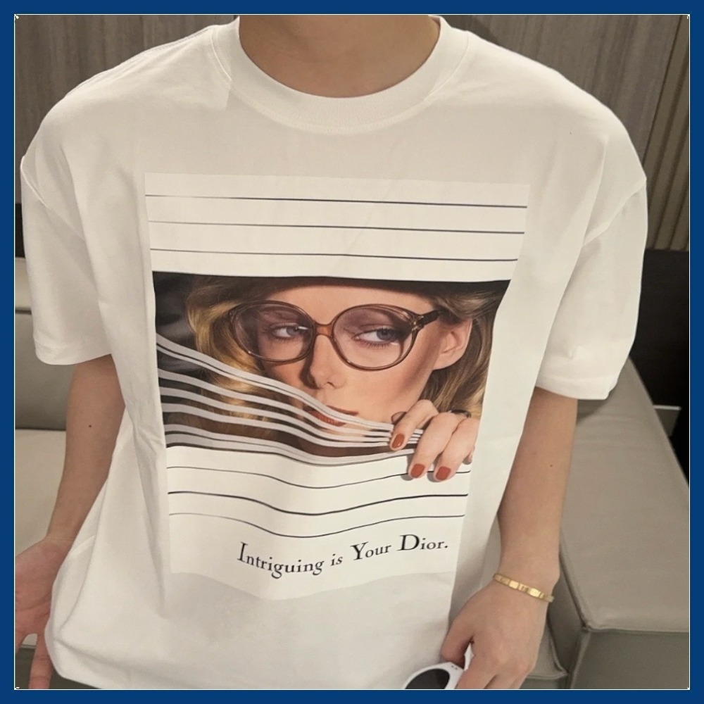 【シンプルかつ上品♪】Dior Tシャツ