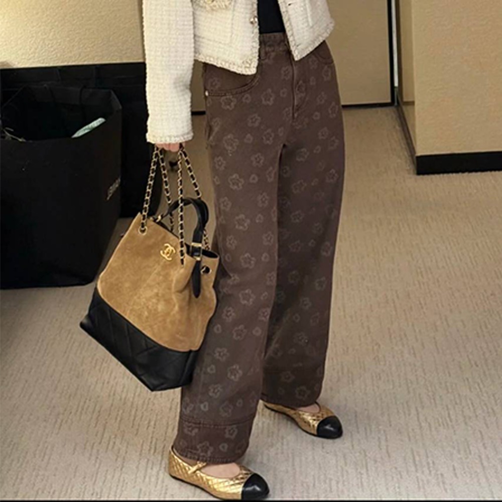 《大人カジュアル》CHANEL パンツ