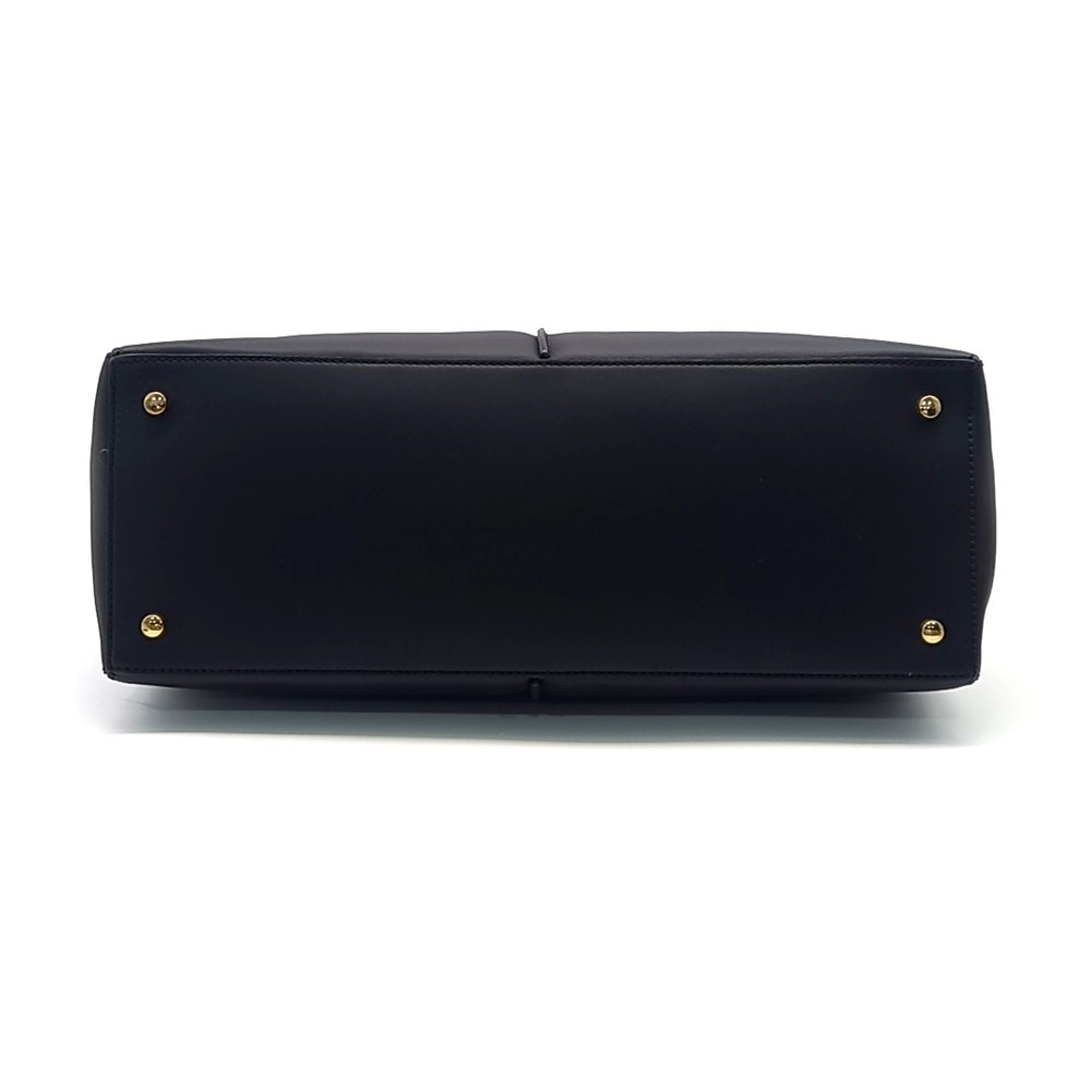 《TOD'S》D キューブバッグ 中古 未使用
