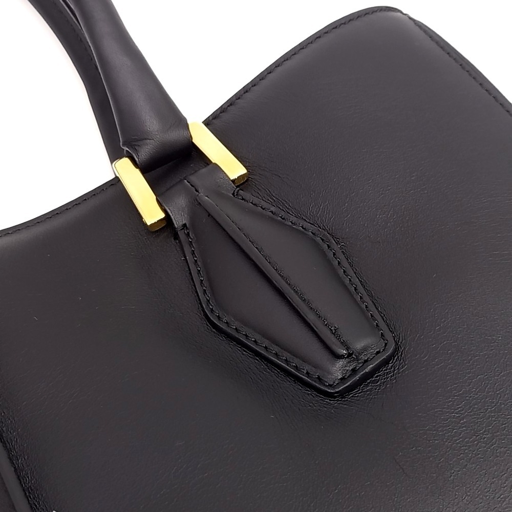 《TOD'S》D キューブバッグ 中古 未使用