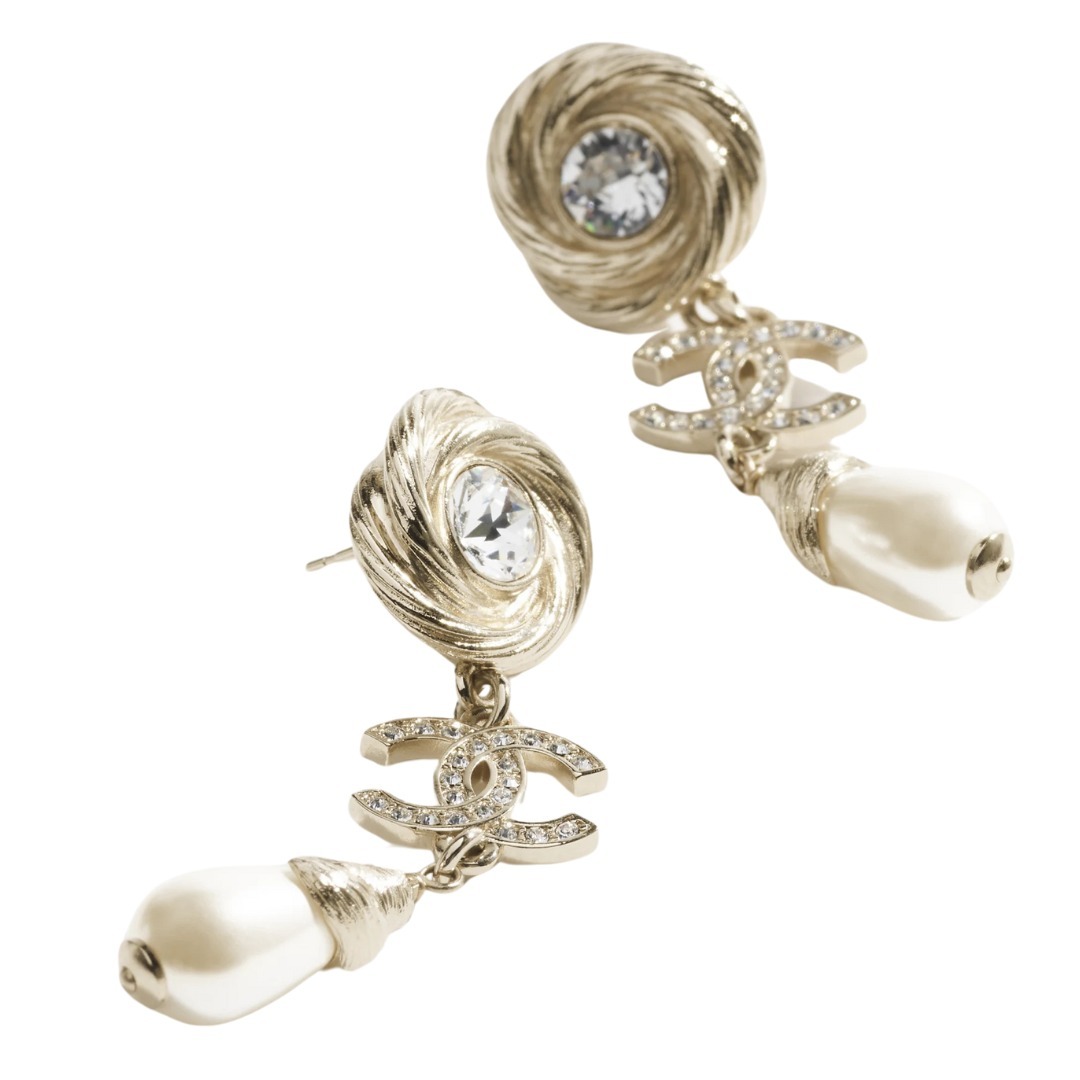 国内発送《CHANEL》ホワイト & クリスタル ピアス