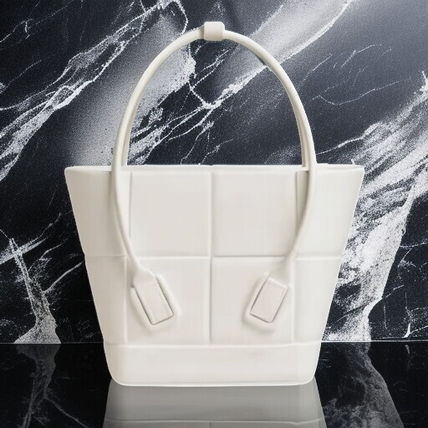 ラバー BOTTEGA VENETA ARCO(ボッテガヴェネタ アルコ) バッグ