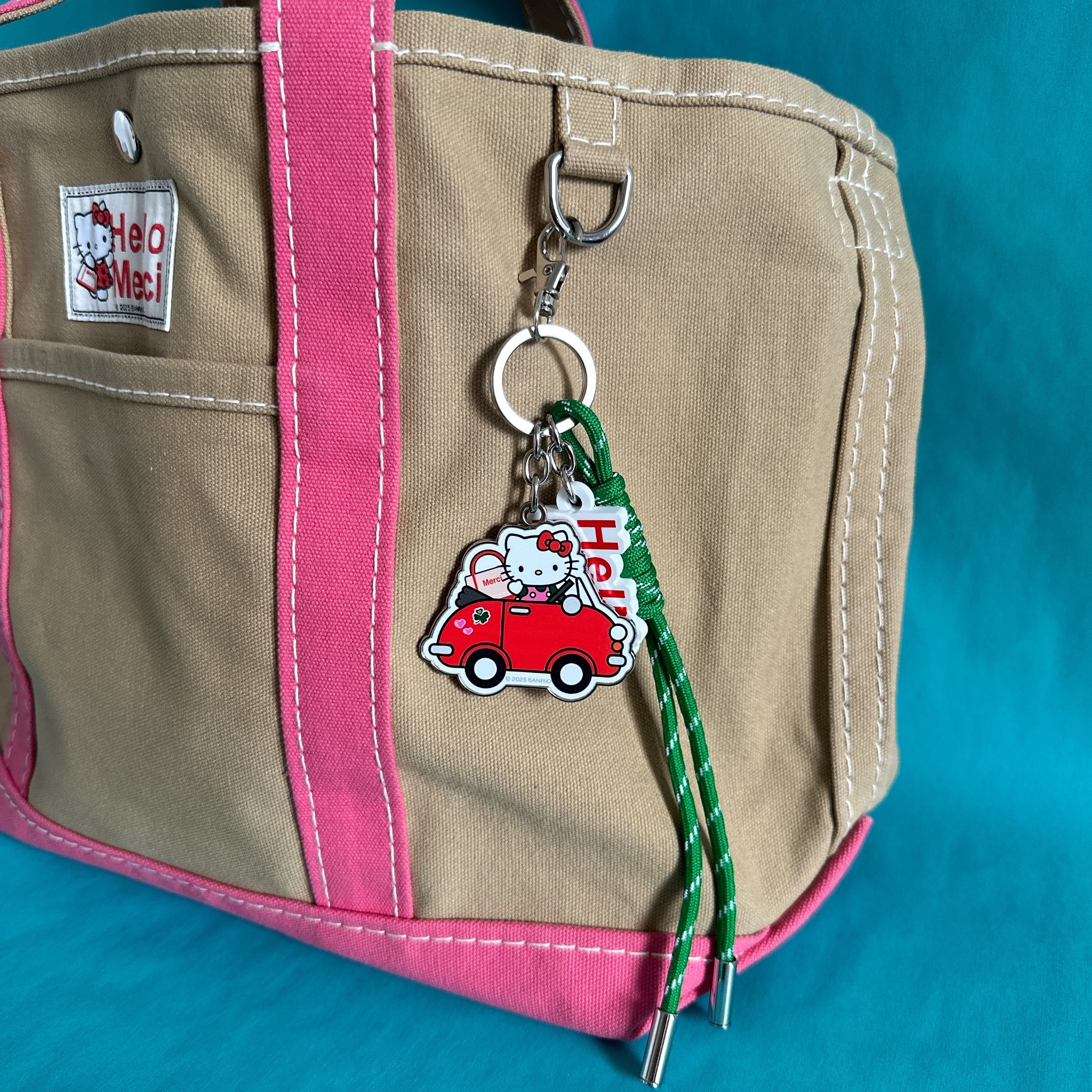 バッグにアクセントを《Merci×Hello Kitty》Merciカーチャーム
